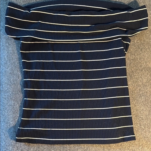 George Navy and White Striped Top. Can be worn bare shoulder. Never worn. - Picture 1 of 4